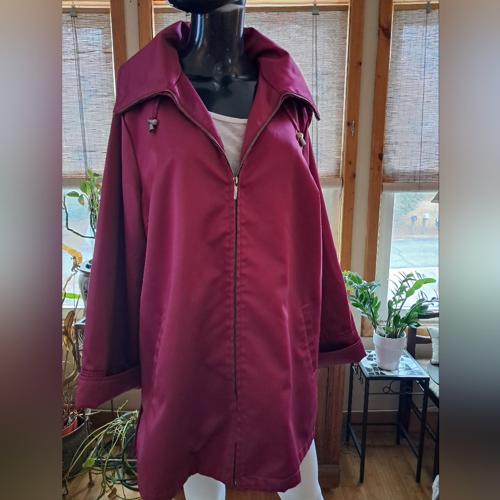 Shocking Pink Trench Coat w/ Animal Print Lining, Wide Collar, and Relaxed Fit